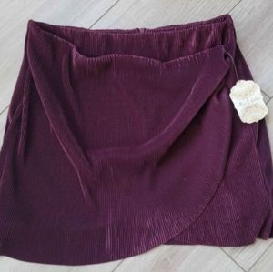 Altar'd State tulip skirt size large new with tags